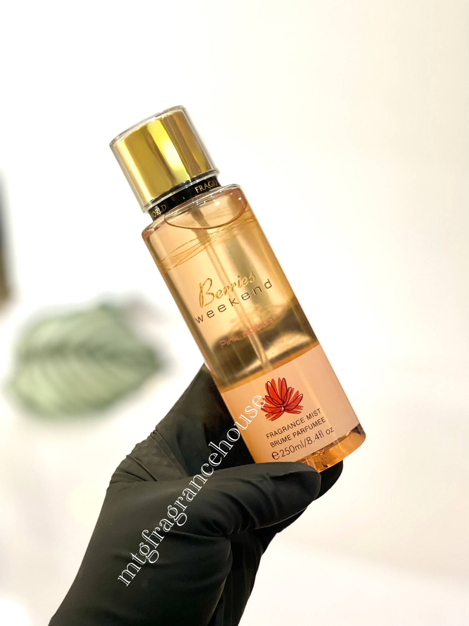 FRAGRANCE WORLD BODY MIST 250ML - BERRIES WEEKEND Pink Edition