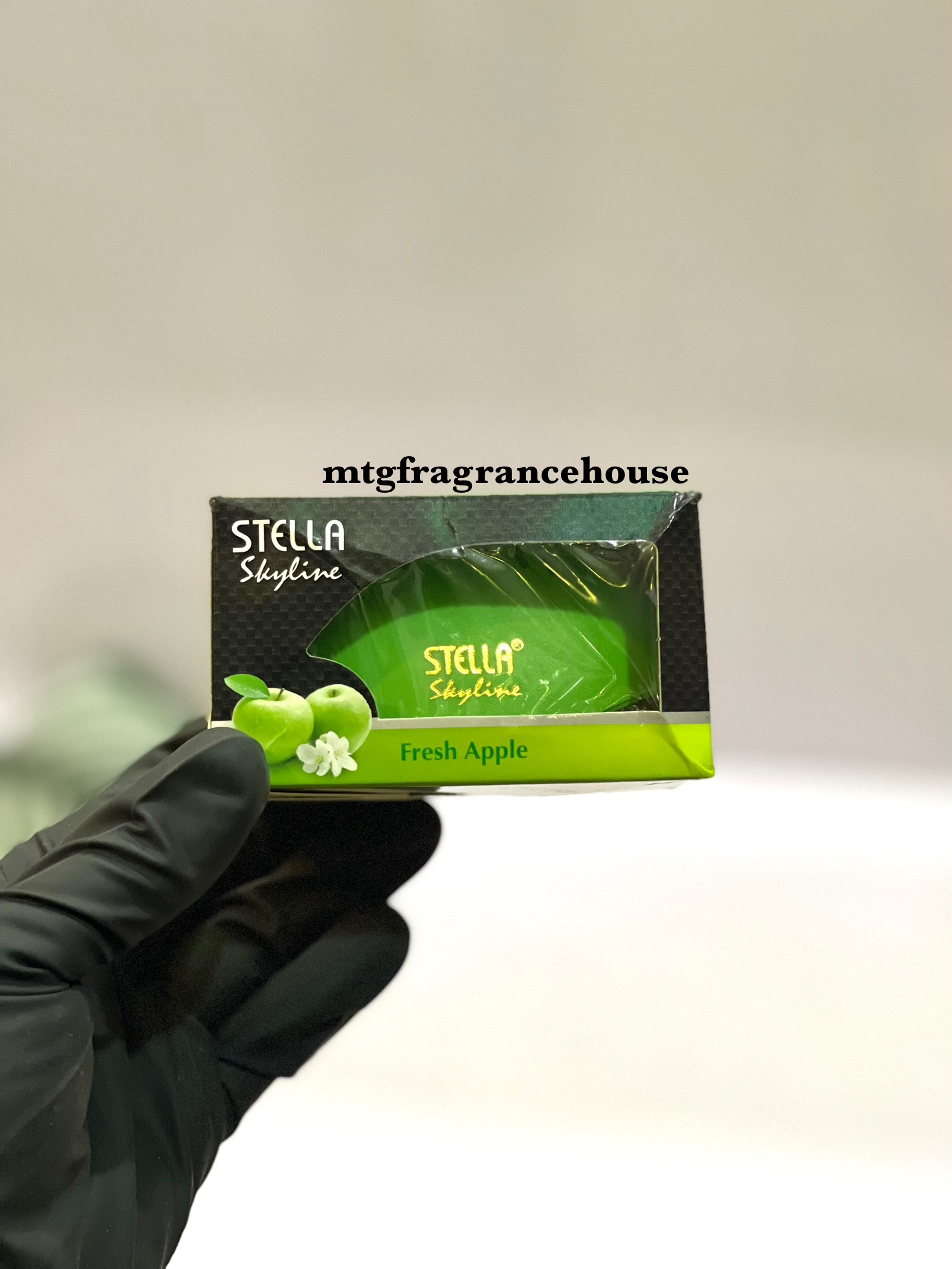 STELLA CAR DASHBOARD AIR-FRESHNER - FRESH APPLE